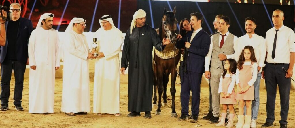 مربط دبي يرفع سقف إنجازاته الذهبية بثلاثية وسيف الفجيرة الذهبي